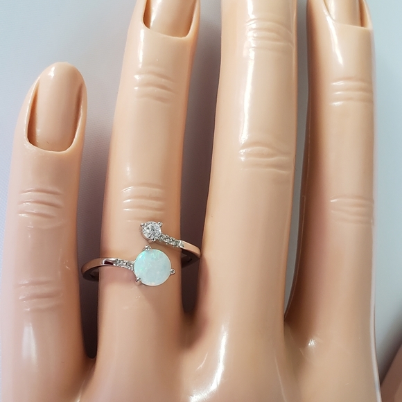 Sterling Silver Opal Ring - Picture 7 of 8